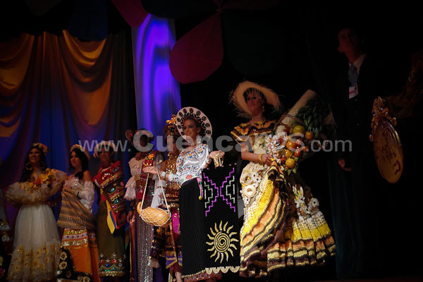 Elección Traje Típico con las Candidatas a Miss Ecuador 2009