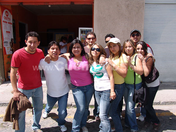 Paseo de las Candidatas