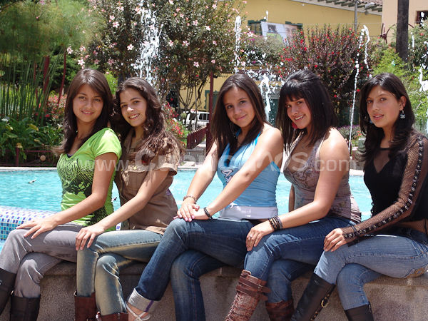 Paseo de las Candidatas