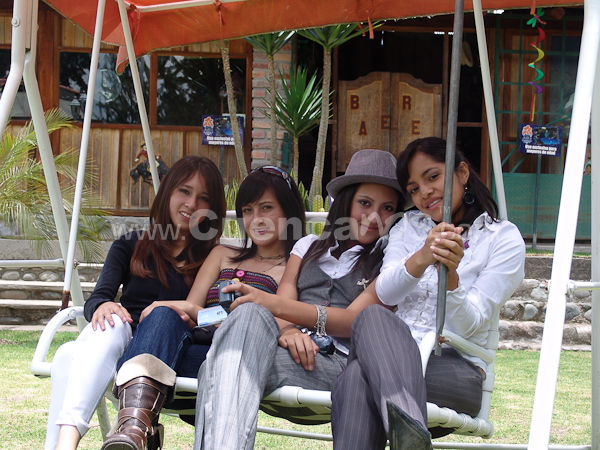 Segundo Paseo de las Candidatas