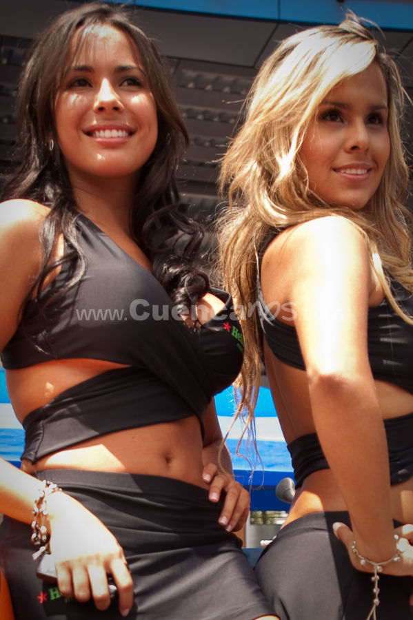 Motos y Modelos en Plaza Bocatti