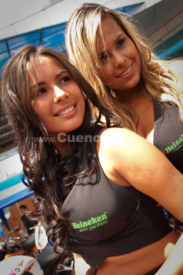 Motos y Modelos en Plaza Bocatti