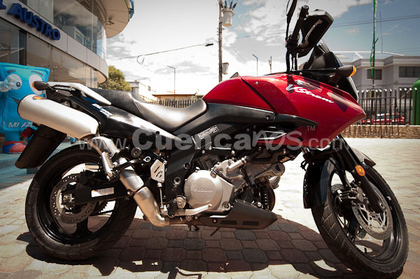 Motos y Modelos en Plaza Bocatti