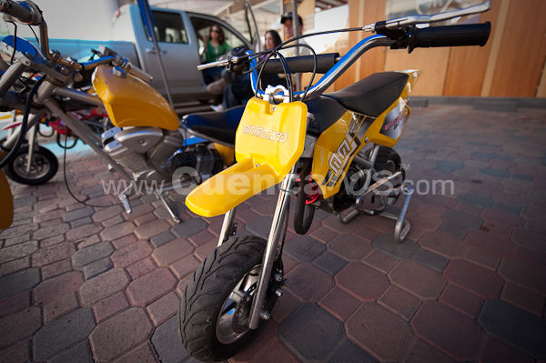 Motos y Modelos en Plaza Bocatti