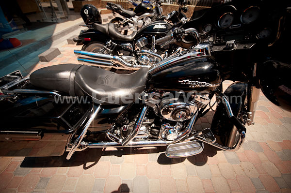 Motos y Modelos en Plaza Bocatti