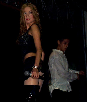 Presentación de Sharon en el Hilton