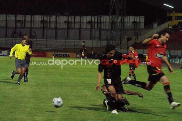 Deportivo Cuenca vs Deportivo Quito 18 de Abril del 2009