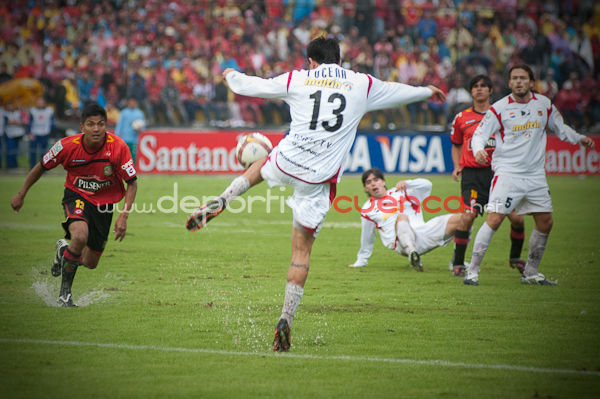 Deportivo Cuenca vs Caracas FC 7 de Mayo del 2009