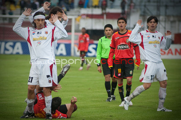 Deportivo Cuenca vs Caracas FC 7 de Mayo del 2009