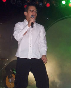 Concierto de Juan Fernando Velasco en Cuenca