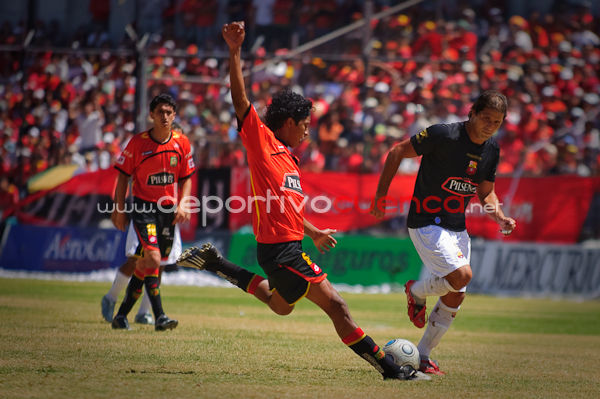 Deportivo Cuenca vs Barcelona 16 de Agosto del 2009