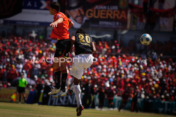 Deportivo Cuenca vs Barcelona 16 de Agosto del 2009