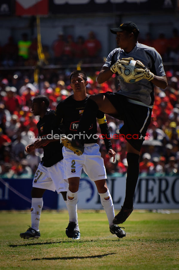Deportivo Cuenca vs Barcelona 16 de Agosto del 2009