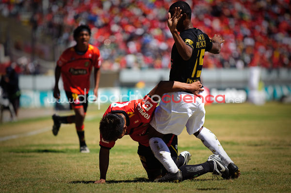 Deportivo Cuenca vs Barcelona 16 de Agosto del 2009