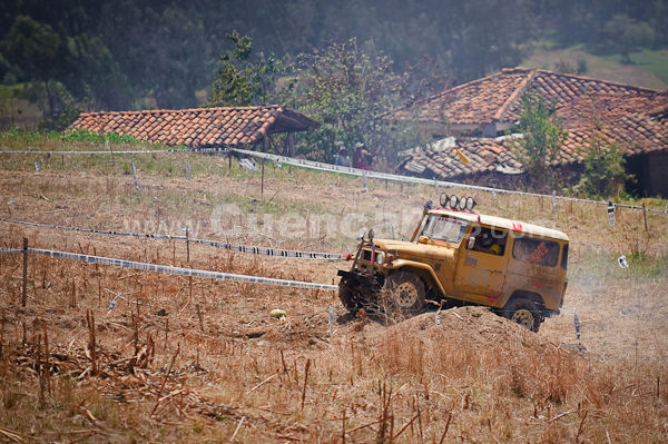 4 x 4 en Sayausi 23 de Agosto del 2009