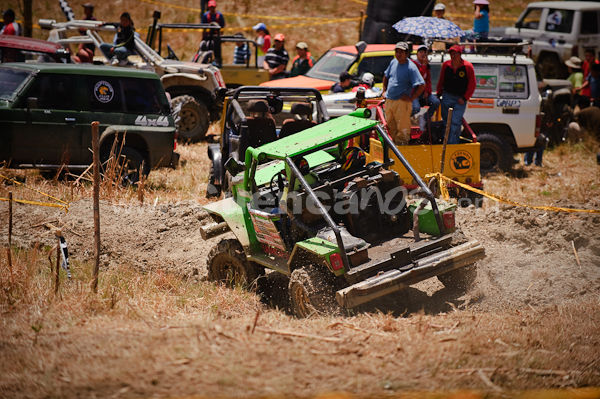 4 x 4 en Sayausi 23 de Agosto del 2009