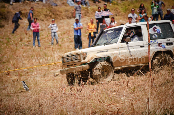 4 x 4 en Sayausi 23 de Agosto del 2009