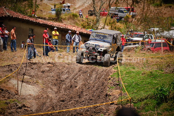 4 x 4 en Sayausi 23 de Agosto del 2009