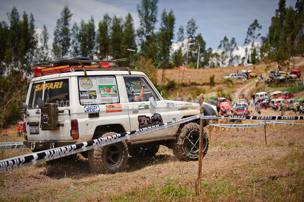 4 x 4 en Sayausi 23 de Agosto del 2009