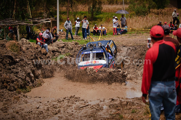 4 x 4 en Sayausi 23 de Agosto del 2009