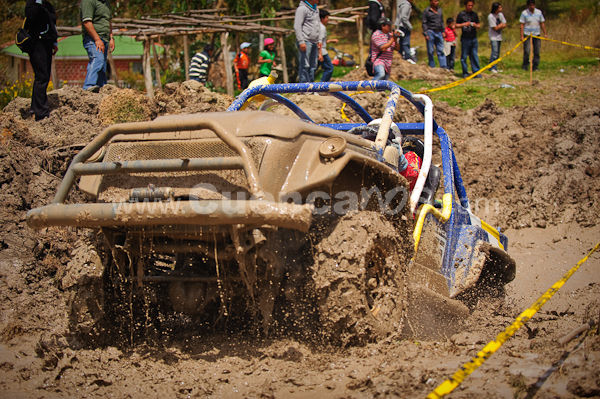 4 x 4 en Sayausi 23 de Agosto del 2009