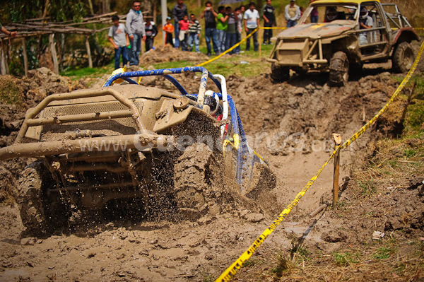 4 x 4 en Sayausi 23 de Agosto del 2009