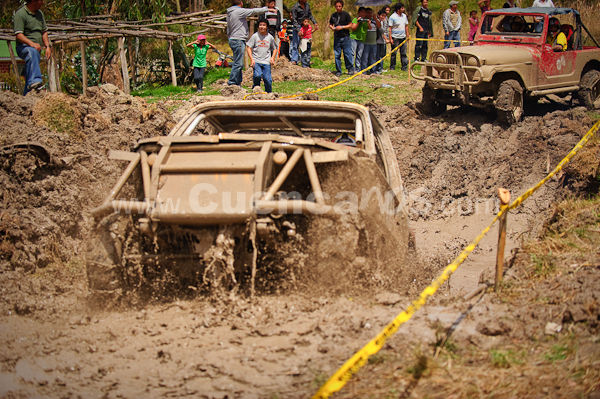 4 x 4 en Sayausi 23 de Agosto del 2009