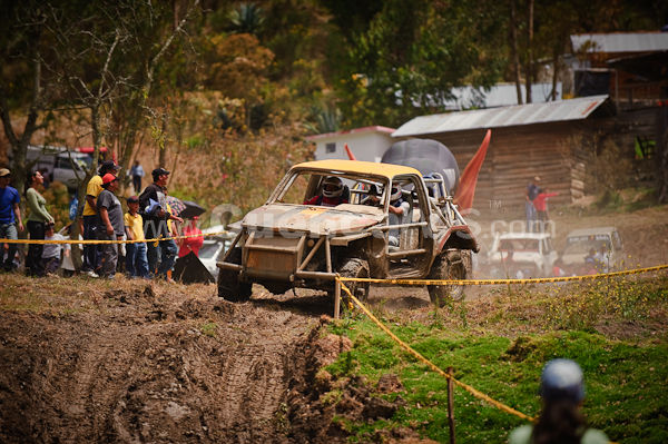 4 x 4 en Sayausi 23 de Agosto del 2009