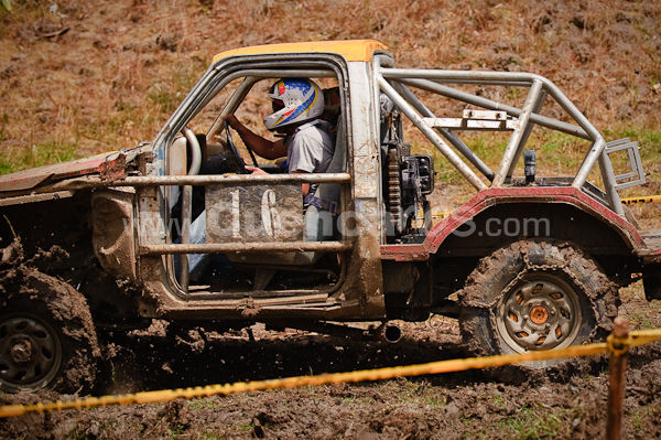 4 x 4 en Sayausi 23 de Agosto del 2009