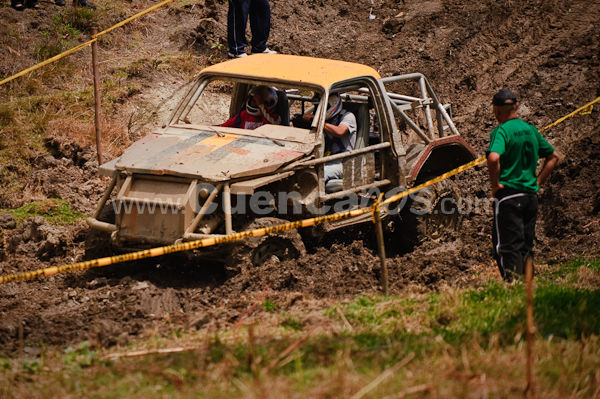 4 x 4 en Sayausi 23 de Agosto del 2009