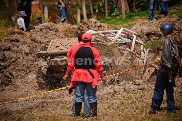 4 x 4 en Sayausi 23 de Agosto del 2009