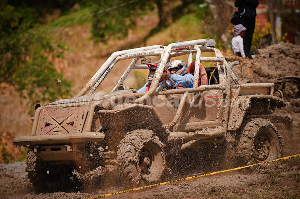 4 x 4 en Sayausi 23 de Agosto del 2009