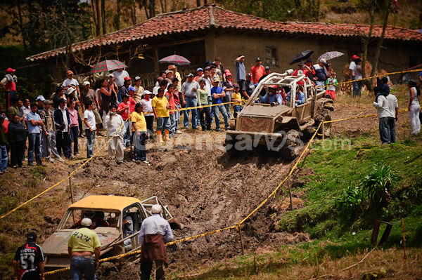 4 x 4 en Sayausi 23 de Agosto del 2009