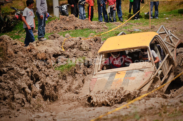 4 x 4 en Sayausi 23 de Agosto del 2009