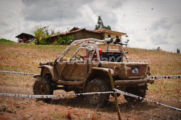 4 x 4 en Sayausi 23 de Agosto del 2009