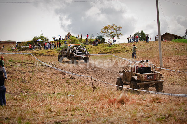 4 x 4 en Sayausi 23 de Agosto del 2009