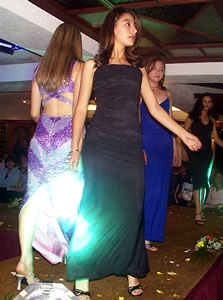 L Chic Model