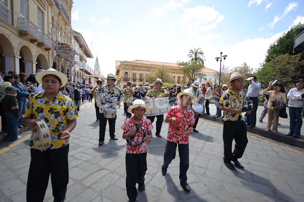 Colegio Sagrados Corazones en canonización del padre Damián