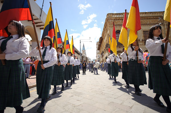 Colegio Sagrados Corazones en canonización del padre Damián