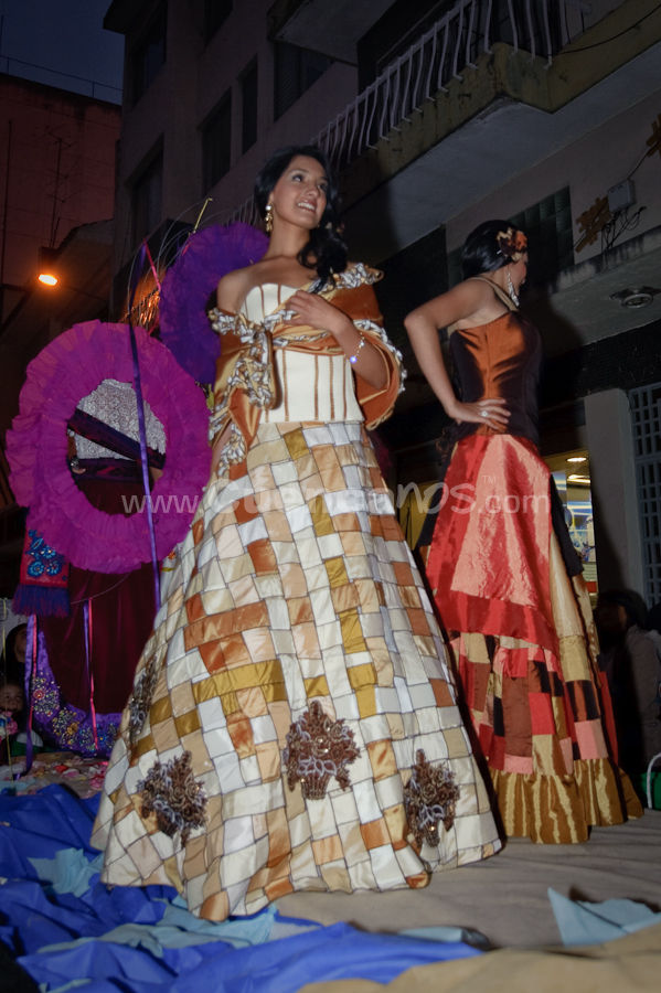 Elección Traje Típico de Candidatas a Reina de Cuenca 2009