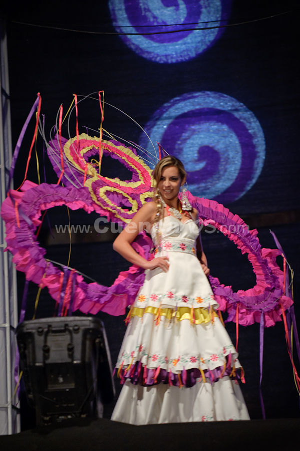 Elección Traje Típico de Candidatas a Reina de Cuenca 2009