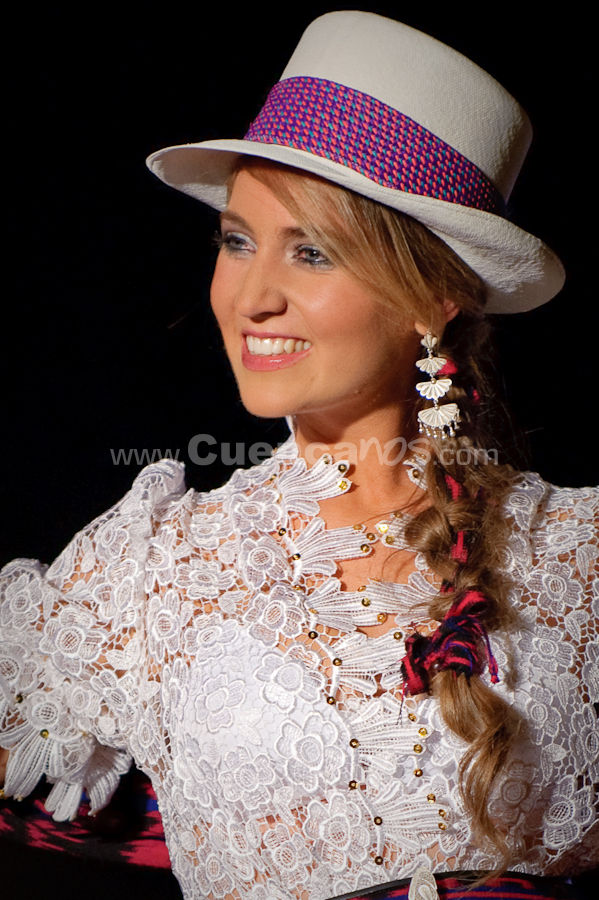 Elección Traje Típico de Candidatas a Reina de Cuenca 2009