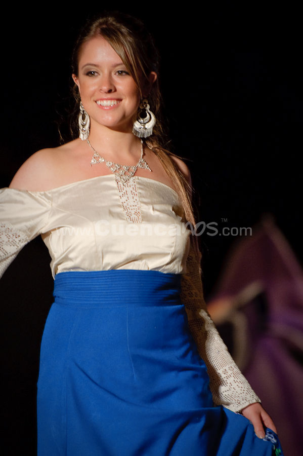 Elección Traje Típico de Candidatas a Reina de Cuenca 2009