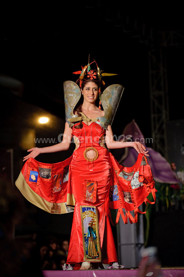 Elección Traje Típico de Candidatas a Reina de Cuenca 2009