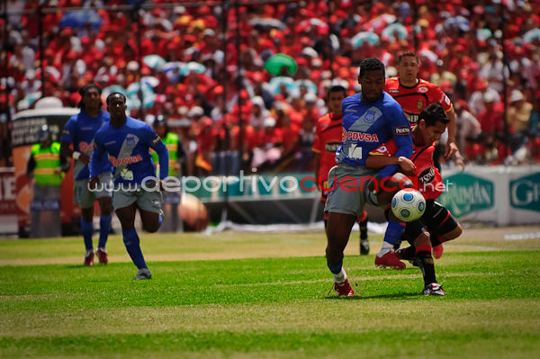Deportivo Cuenca vs Emelec 22 de Noviembre del 2009