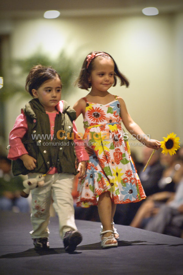 Magia Ayuda Desfile de Modas Virreina 2010