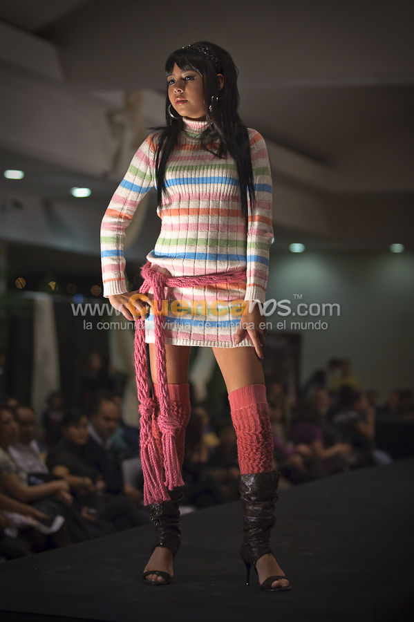 Magia Ayuda Desfile de Modas Virreina 2010