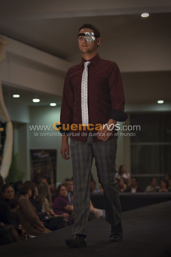 Magia Ayuda Desfile de Modas Virreina 2010