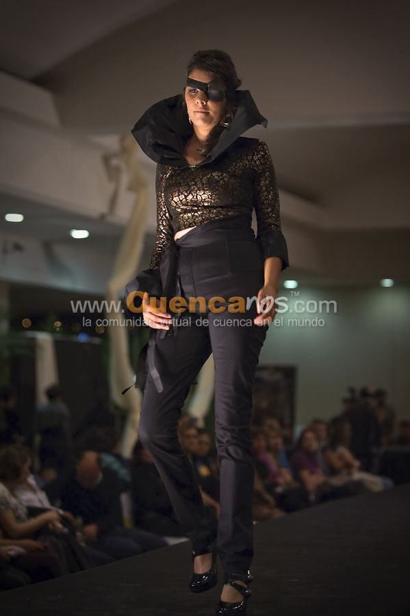 Magia Ayuda Desfile de Modas Virreina 2010
