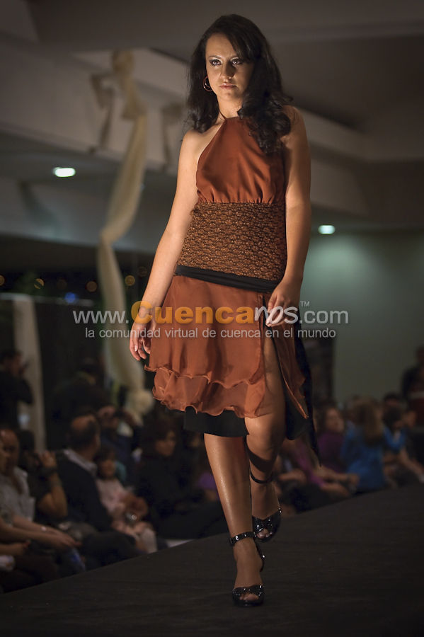 Magia Ayuda Desfile de Modas Virreina 2010